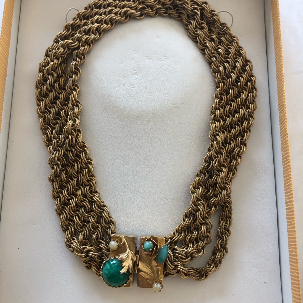 Vintage costume jewelry - necklace